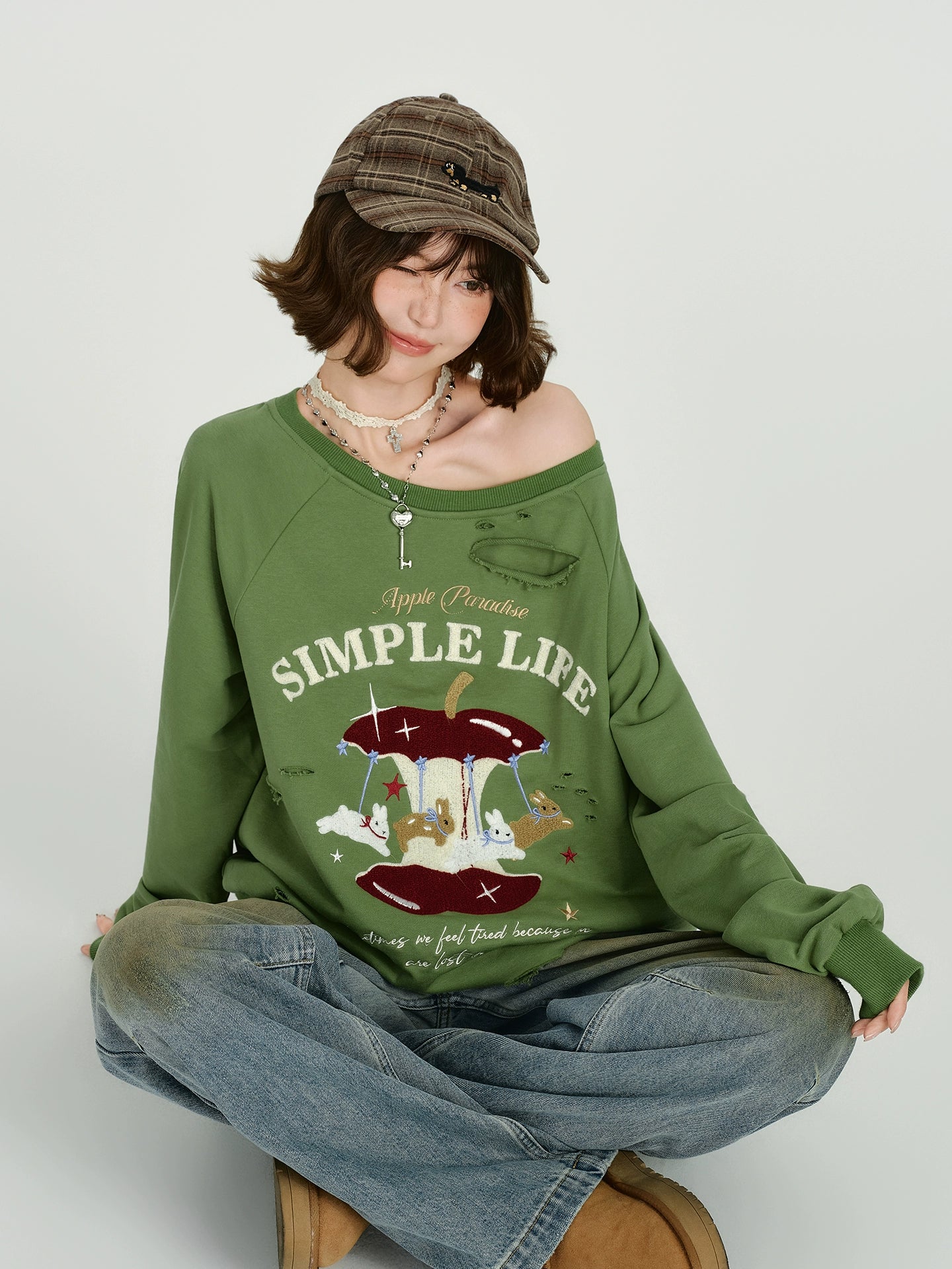 Girlyhalo美式复古毛巾绣破洞斜肩卫衣女秋季新款设计感宽松上衣